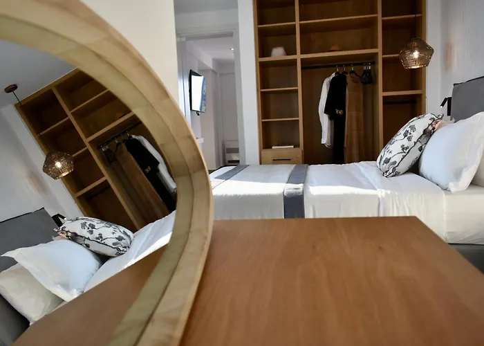 Northia Luxury Villa Tholos (Santorini)